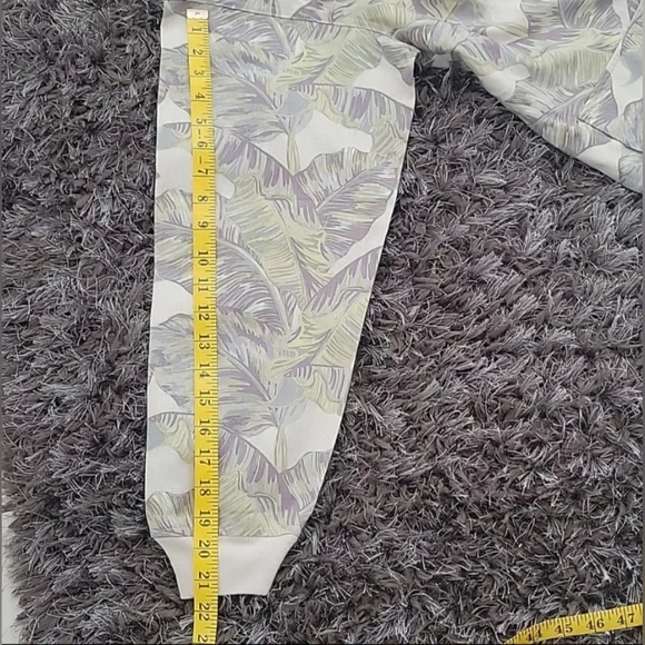 Disney Disneyland Resort Tropical Palm Leaf Spirit Jersey Shirt Jacket Size S - Picture 13 of 13